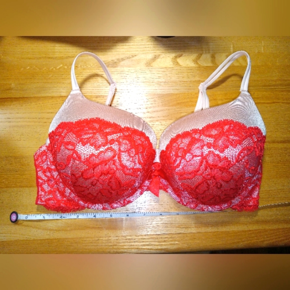 Victoria Secret Padded Bra